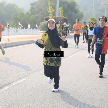 Runner Photo 6909956
