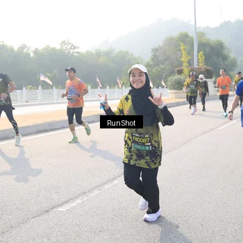 Runner Photo 6909978