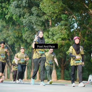 Runner Photo 6909999