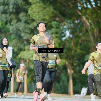 Runner Photo 6910020