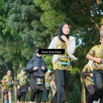 Runner Photo 6910040