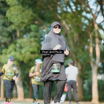 Runner Photo 6910070