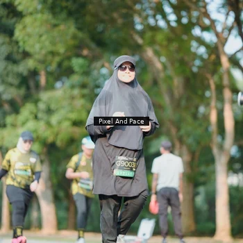 Runner Photo 6910073