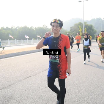 Runner Photo 6910081