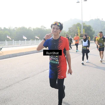 Runner Photo 6910089