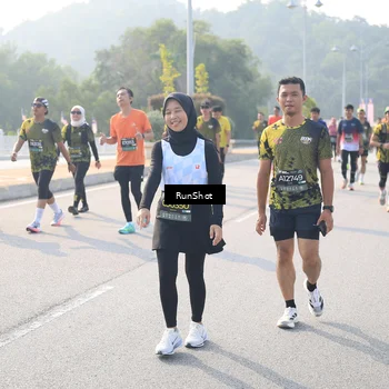Runner Photo 6910107