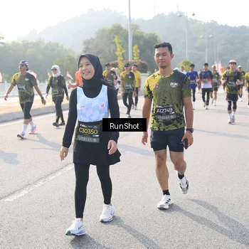 Runner Photo 6910145