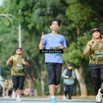 Runner Photo 6910157