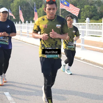 Runner Photo 6910199
