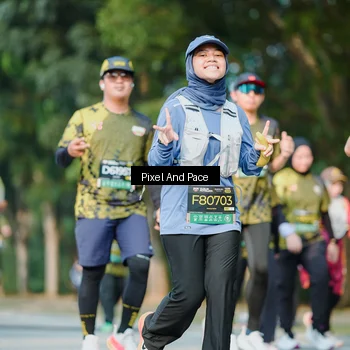 Runner Photo 6910217