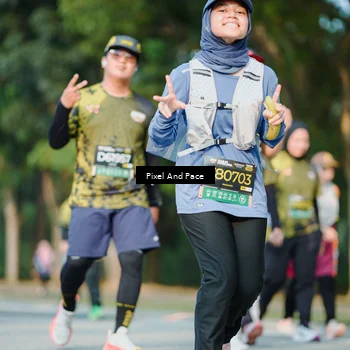 Runner Photo 6910226