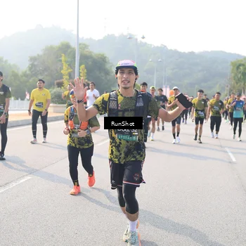 Runner Photo 6910228