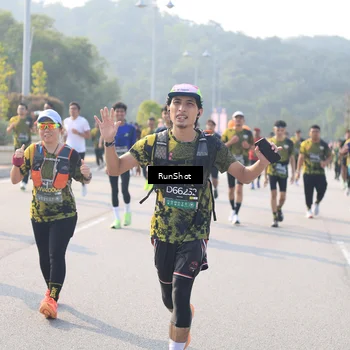 Runner Photo 6910247