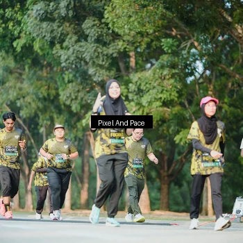 Runner Photo 6910262