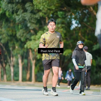 Runner Photo 6910266