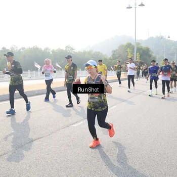 Runner Photo 6910274