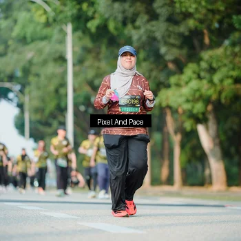 Runner Photo 6910277