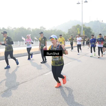 Runner Photo 6910278