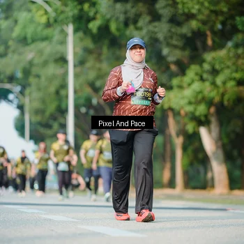 Runner Photo 6910289