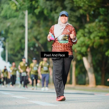 Runner Photo 6910293