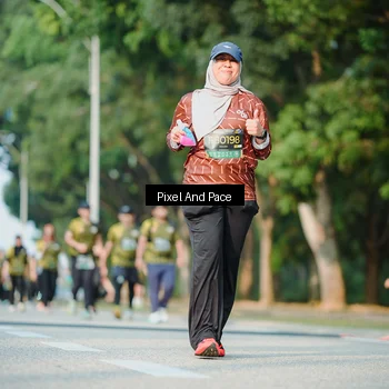 Runner Photo 6910296