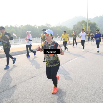 Runner Photo 6910299