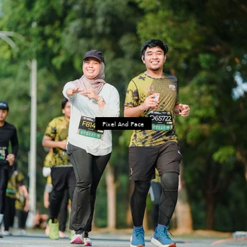 Runner Photo 6910333