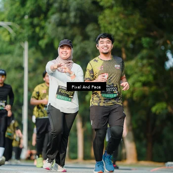Runner Photo 6910343