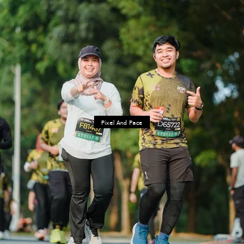 Runner Photo 6910346