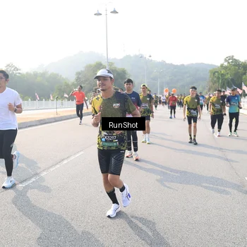 Runner Photo 6910366