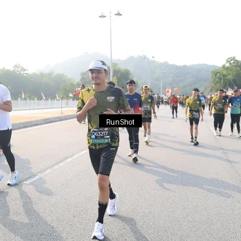 Runner Photo 6910368