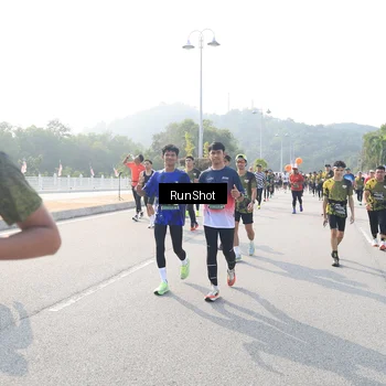 Runner Photo 6910385