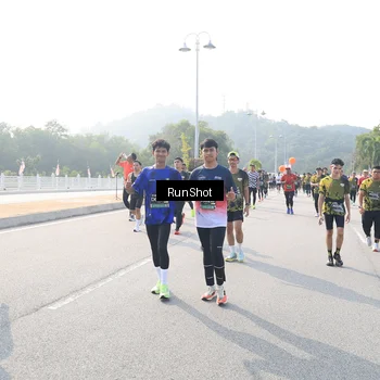 Runner Photo 6910392
