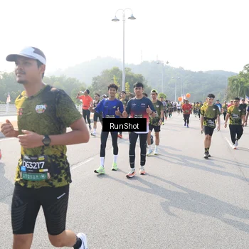 Runner Photo 6910407
