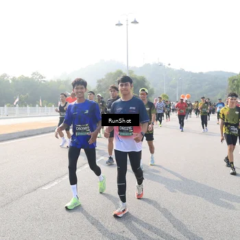 Runner Photo 6910429