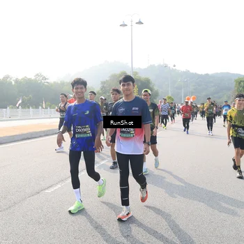 Runner Photo 6910433