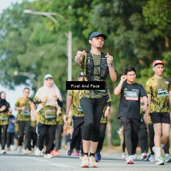 Runner Photo 6910455