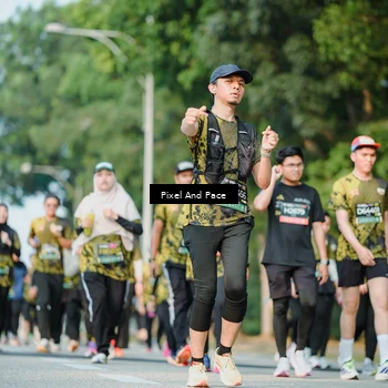 Runner Photo 6910456