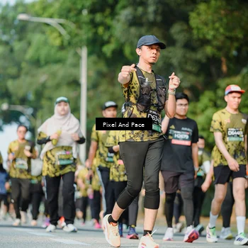 Runner Photo 6910461