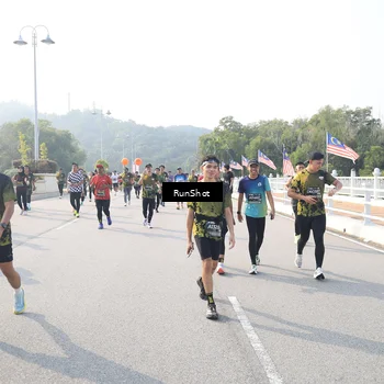 Runner Photo 6910464