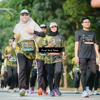 Runner Photo 6910472