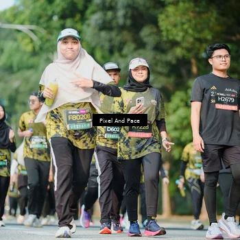 Runner Photo 6910479