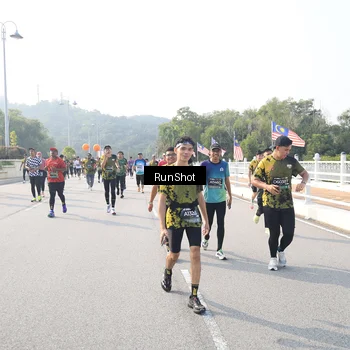 Runner Photo 6910483
