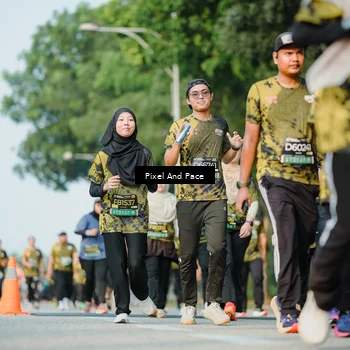 Runner Photo 6910487