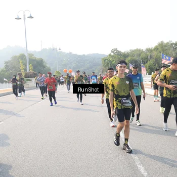 Runner Photo 6910491