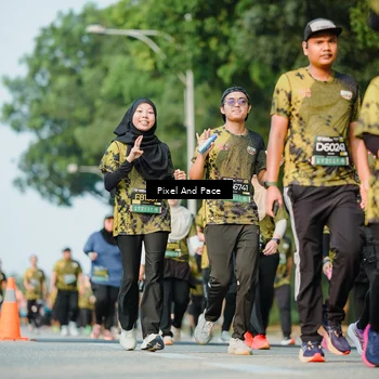 Runner Photo 6910492
