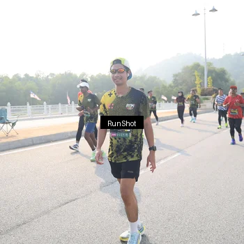 Runner Photo 6910497