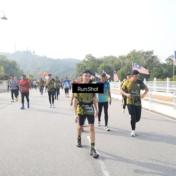 Runner Photo 6910504