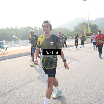 Runner Photo 6910506