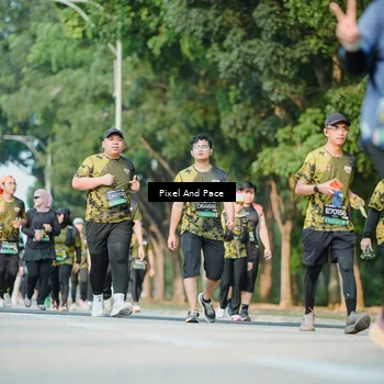 Runner Photo 6910553